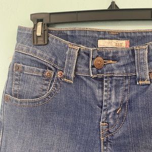 515 Levi’s Flare Jeans